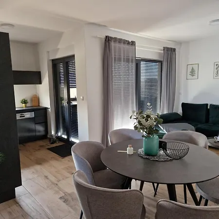 Luka Apartman Privlaka