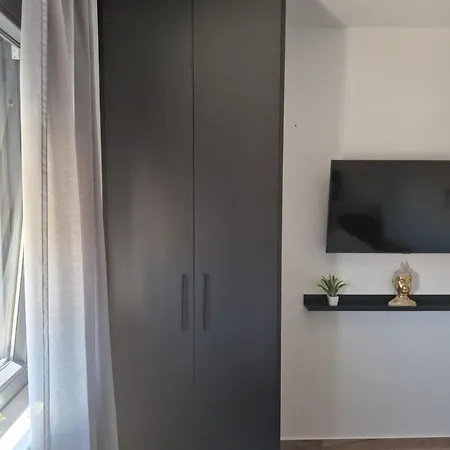 Luka Apartamento *